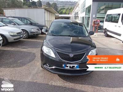 Lancia Ypsilon Ypsilon 1.2 69 CV 5 porte GPL Ecochic Gold Nero usata Teramo