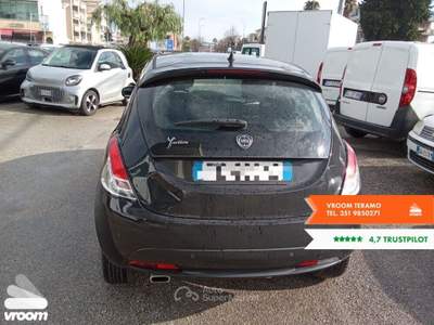 Lancia Ypsilon Ypsilon 1.2 69 CV 5 porte GPL Ecochic Gold Nero usata Teramo