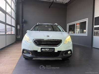 Peugeot 2008 2008 1.6 e-HDi 92 CV S&S Active Bianco usata San Michele salentino