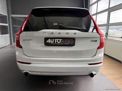 Volvo XC90 XC90 D5 AWD Geartronic 7 posti Momentum Bianco usata San Michele salentino