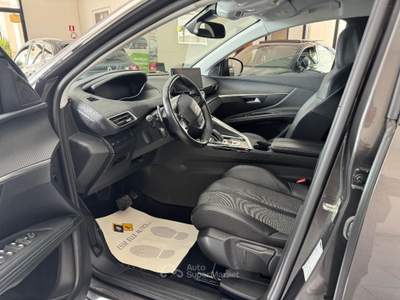 Peugeot 3008 BlueHDi 130 EAT8 S&S Allure Grigio usata Andria
