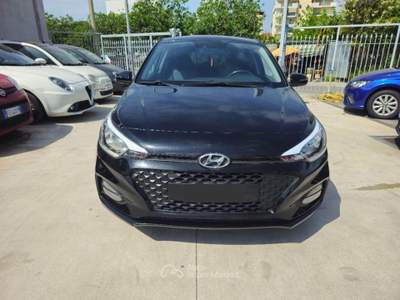 Hyundai i20  1.2 mpi Connectline 75cv 5p usata Aversa