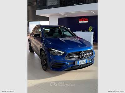 Mercedes-Benz GLA GLA 180 d Automatic Business Extra Blu/Azzurro usata Osio Sopra