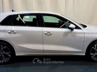Audi A3 Sportback 40 1.4 tfsi e Identity black S-tronic 18" Bianco usata Monte Compatri