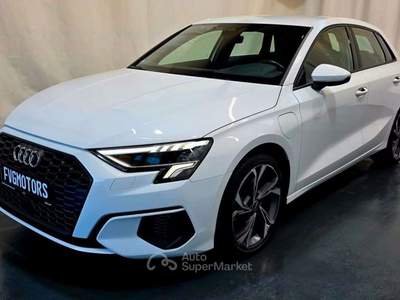 Audi A3 Sportback 40 1.4 tfsi e Identity black S-tronic 18" Bianco usata Monte Compatri
