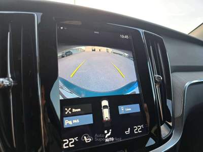 Volvo V60 Cross Country V60 II 2019 Cross Country 2.0 b4 Business Pro Line Blu/Azzurro usata Monte San Vito