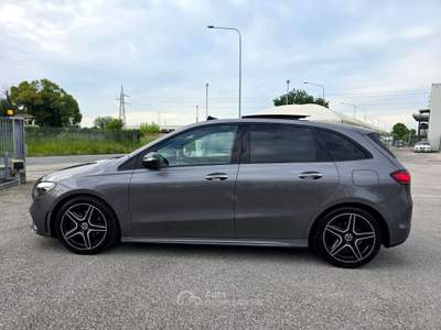 Mercedes-Benz Classe B Classe B - W247 2023 d AMG Line Premium Plus auto - TETTO - Pacchetto Night Grigio usata Monte San Vito