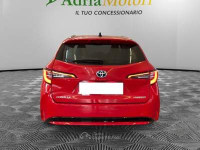 Toyota Corolla 1.8 Hybrid Style Rosso usata Pordenone