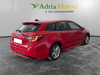 Toyota Corolla 1.8 Hybrid Style Rosso usata Pordenone