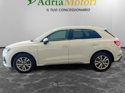 Audi Q3 45 TFSI e S tronic S Line Edition Bianco usata Pordenone