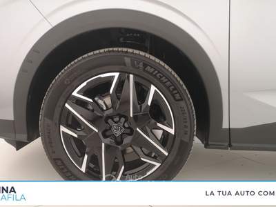 Peugeot 3008 3008 1.2 hybrid gt 136cv e-dcs6 Grigio usata Marcianise