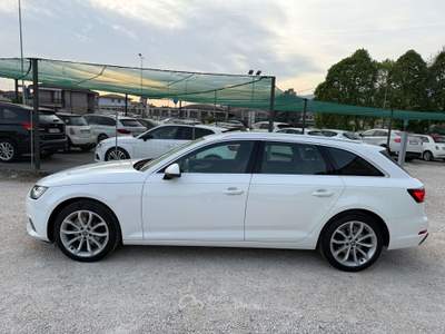 Audi A4 A4 Avant 35 2.0 tdi Business 150cv s-tronic my16 Bianco usata Rezzato