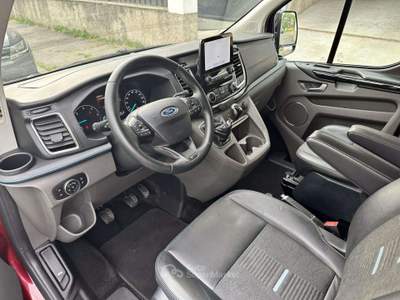 Ford Tourneo Custom 320 L1H1 ACTIVE 2.0 MHEV 185CV 6 POSTI N1 - NAV/CAMERA/PDC/LED Rosso usata Sesto San Giovanni