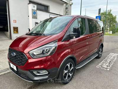 Ford Tourneo Custom 320 L1H1 ACTIVE 2.0 MHEV 185CV 6 POSTI N1 - NAV/CAMERA/PDC/LED Rosso usata Sesto San Giovanni