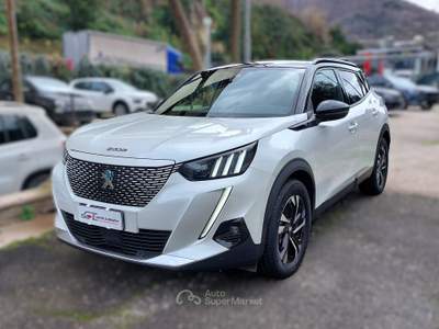 Peugeot 2008 Motore elettrico GT Bianco usata Ischia