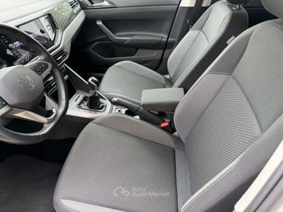 Volkswagen Taigo Taigo 1.0 tsi Life 110cv Bianco usata Ciriè