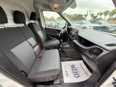 Fiat Doblò DOBLO 1.6 MJT 120CV MAXI 3 POSTI NAVI S&S PL-TN Cargo Bianco usata Mesagne