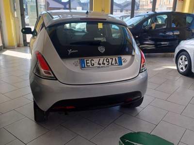 Lancia Ypsilon NEOPATENATI DISTRIBUZIONE FATTA Argento usata Follonica