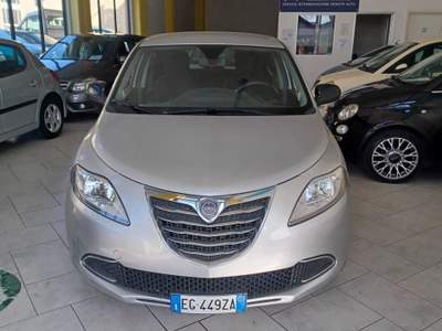 Lancia Ypsilon NEOPATENATI DISTRIBUZIONE FATTA Argento usata Follonica