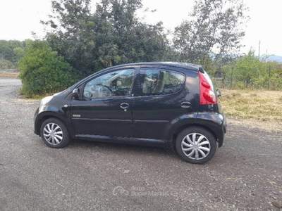 Peugeot 107 peugeot Sweet Years 1.0 benzina  Nero usata Linguaglossa