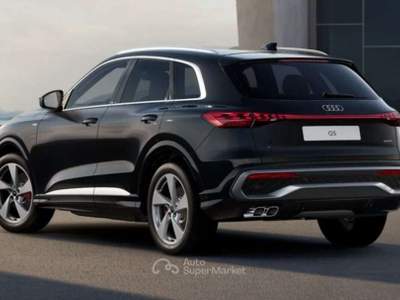 Audi Q5 40 TDI 204 CV quattro S tronic S line Nero usata Dolo