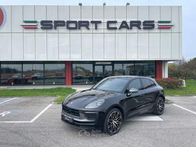 Porsche Macan MACAN  T 2023 2.0 265cv pdk Nero usata Campo San Martino