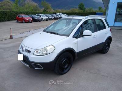 Fiat Sedici Fiat Sedici 2.0 Mjt 4x4 135cv anno 2010 Bianco usata SAN MARTINO VALLE CAUDINA