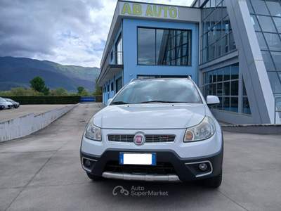Fiat Sedici Fiat Sedici 2.0 Mjt 4x4 135cv anno 2010 Bianco usata SAN MARTINO VALLE CAUDINA