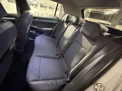 Volkswagen Golf 2.0 TDI Life DSG Grigio usata Lonato del Garda