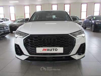 Audi Q3 Q3 Sportback (35) 2.0 TDI Identity Black S-Tronic Bianco usata Fossano