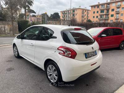 Peugeot 208 3 porte Active DISTRIBUZIONE NUOVA Bianco usata Genova