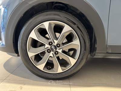 Kia Stonic 1.0 T-GDI Style Design Pack Blu/Azzurro usata AGROPOLI