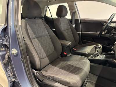 Kia Stonic 1.0 T-GDI Style Design Pack Blu/Azzurro usata AGROPOLI