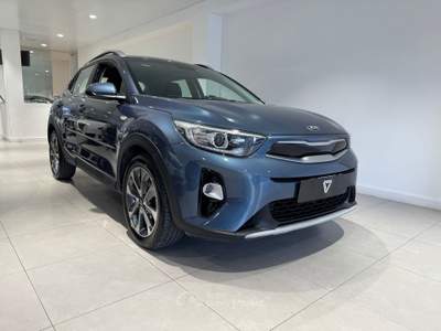 Kia Stonic 1.0 T-GDI Style Design Pack Blu/Azzurro usata AGROPOLI