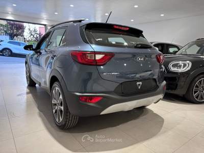 Kia Stonic 1.0 T-GDI Style Design Pack Blu/Azzurro usata AGROPOLI