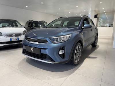 Kia Stonic 1.0 T-GDI Style Design Pack Blu/Azzurro usata AGROPOLI