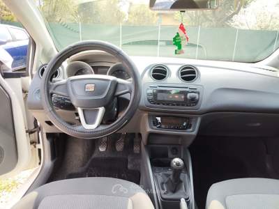 Seat Ibiza Seat Ibiza neopatentati usata Mira