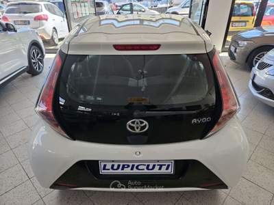 Toyota Aygo Aygo II 2014 5p 1.0 x-wave Bianco usata Colleferro