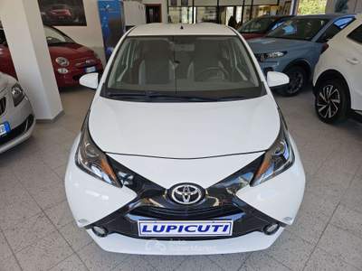 Toyota Aygo Aygo II 2014 5p 1.0 x-wave Bianco usata Colleferro