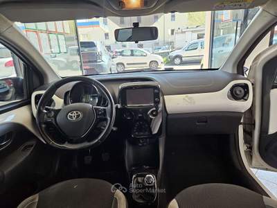Toyota Aygo Aygo II 2014 5p 1.0 x-wave Bianco usata Colleferro