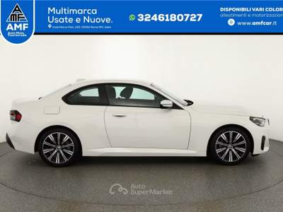 BMW Serie 2 218i 218i Coupé LED Navi ACC Pelle Keyless-Go Memoria Bianco usata Roma