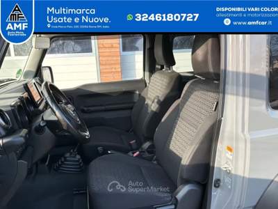 Suzuki Jimny ALLGRIP Comfort+ GJ LED Trazione integrale 4 posti Grigio usata Roma