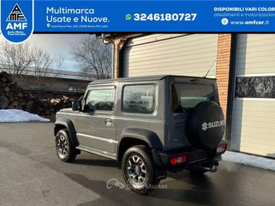 Suzuki Jimny ALLGRIP Comfort+ GJ LED Trazione integrale 4 posti Grigio usata Roma