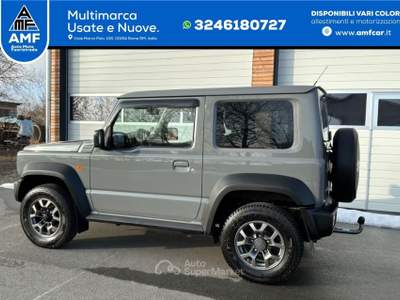 Suzuki Jimny ALLGRIP Comfort+ GJ LED Trazione integrale 4 posti Grigio usata Roma