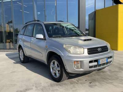 Toyota RAV4 2.0 Tdi D-4D cat 5 porte Sol Argento usata Pieve di Cento