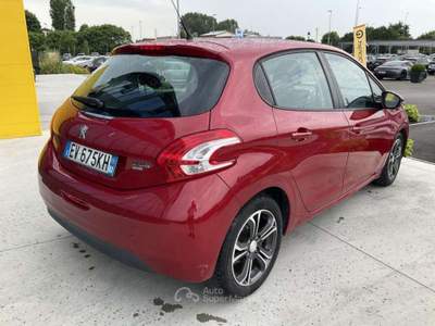 Peugeot 208 1.6 e-HDi 92 CV Stop&Start 5 porte Allure Rosso usata Pieve di Cento