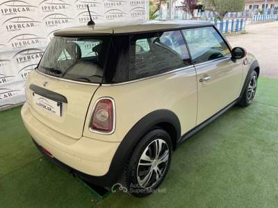 MINI Clubman 1.4 16V Ray G ( X NEOPATENTATI) Beige usata Acerra