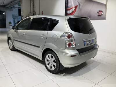 Toyota Corolla Corolla Verso 2.2 d-4d Sol 136cv N1 5p.ti Autocarro Grigio usata Fornovo di Taro