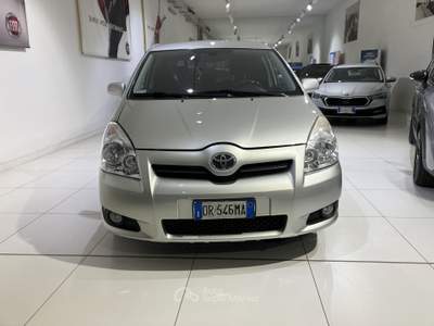 Toyota Corolla Corolla Verso 2.2 d-4d Sol 136cv N1 5p.ti Autocarro Grigio usata Fornovo di Taro