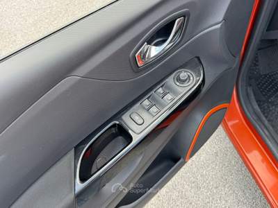 Renault Captur 1.5 dCi 90cv S&S Energy R-Link Arancione usata San Giuseppe Vesuviano